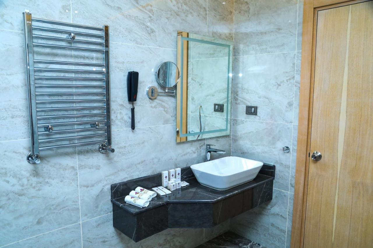 Iris Hotel Baku - Halal Hotel Екстер'єр фото