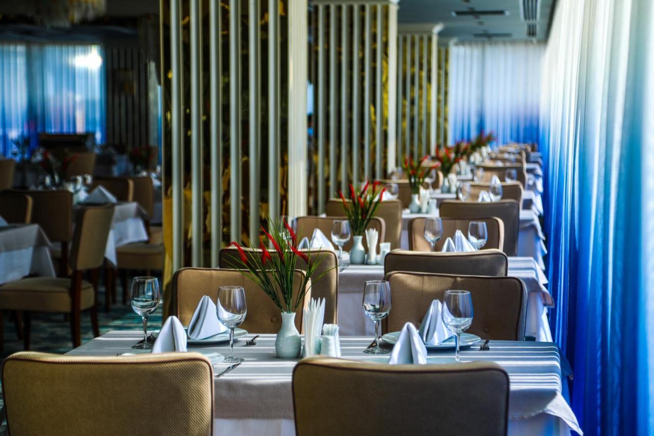 Iris Hotel Baku - Halal Hotel Екстер'єр фото